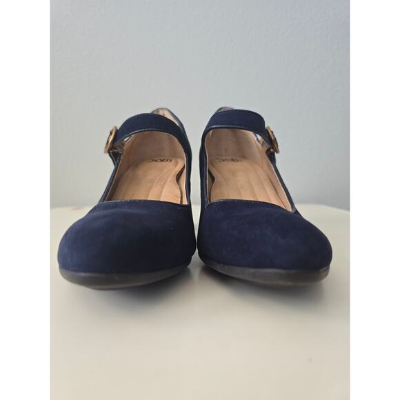 Söfft Navy Suede Mary Jane Heels 7M | Vintage-Inspired Block Heel Round Toe - Picture 7 of 11
